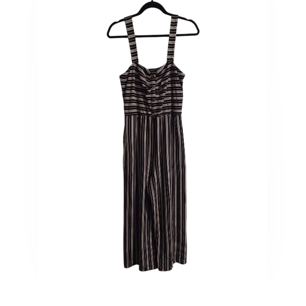 Black and White Sleeveless Midi Sundress
